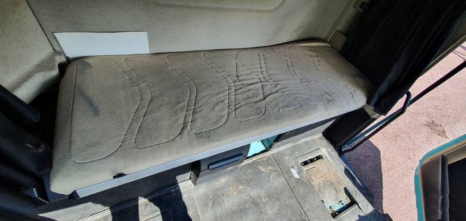 фото №11, Mercedes actros mp4 кабіна big space 2500 bdf