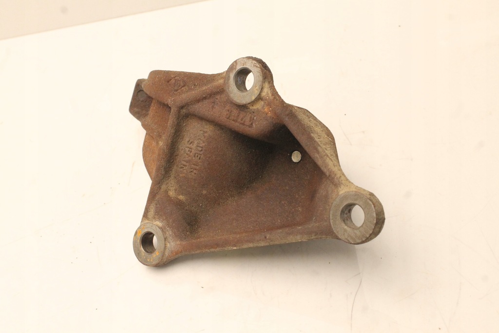 фото №7, Volvo s40 ii 1.8 b підпора кронштейн кронштейн піввісь