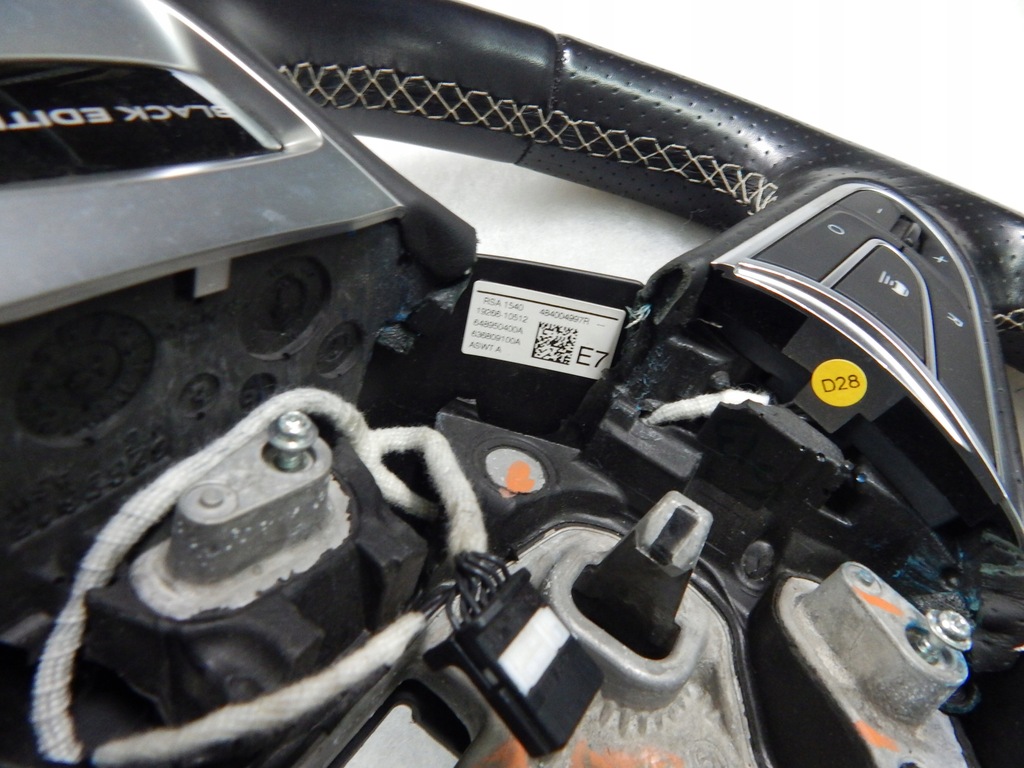 фото №12, Renault kadjar megane iv scenic iv - воздуховод black edition 484004997r