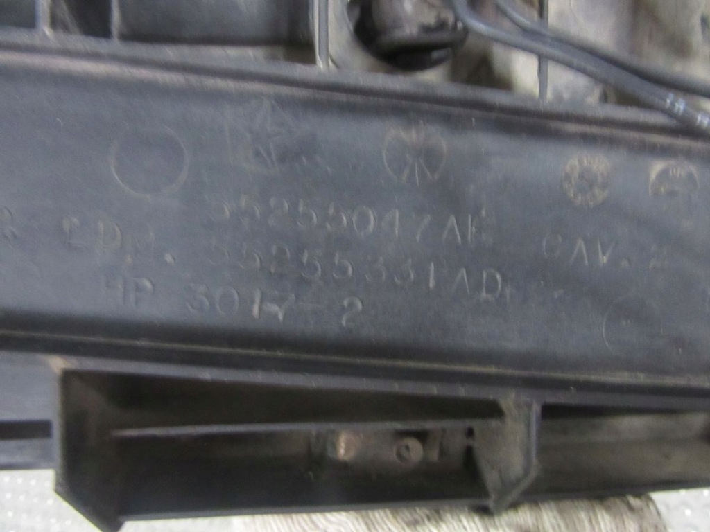 фото №7, Dodge durango i 2001 основание плита аккумулятор