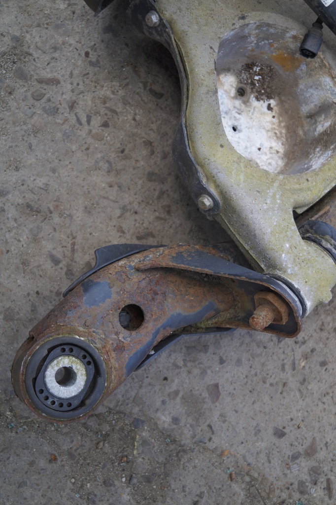 фото №7, Балка підрамник підрамник oś задня audi a6 c6 allroad 3.0tdi