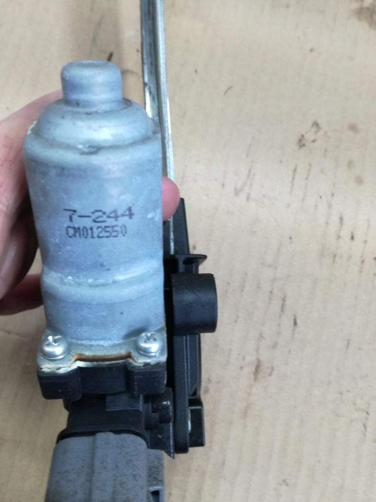 Subaru xv 2011 - 2017 rok подъемник стекло правый перед Оригинал