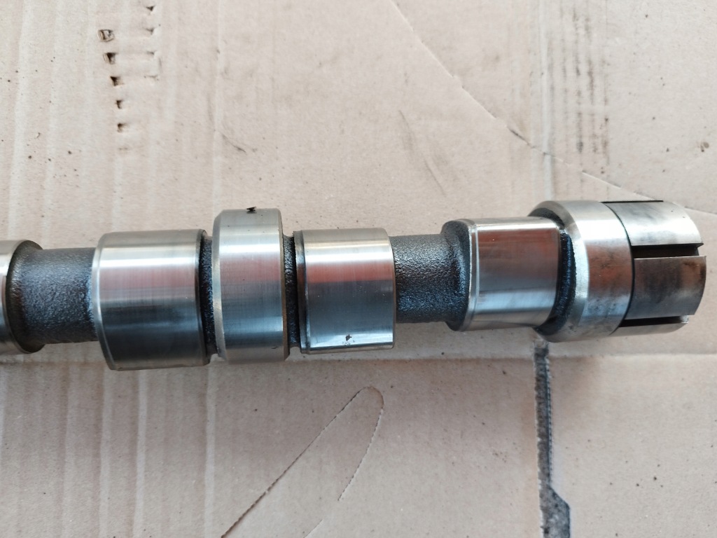 Вал розподільного валу cummins qsb 6.7 3955188 в Україні