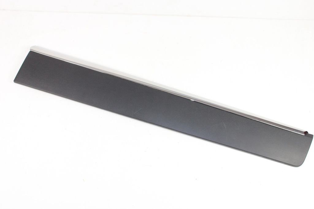 Купить Opel crossland молдинг с хром на дверь перед правый  б/у gm 13482097