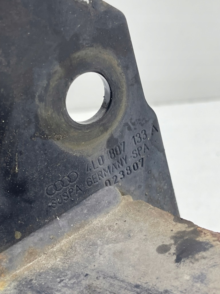 фото №14, Audi q7 4l 3.0 / 4.2 tdi балка підсилювач поперечина перед комплектна оригінал!