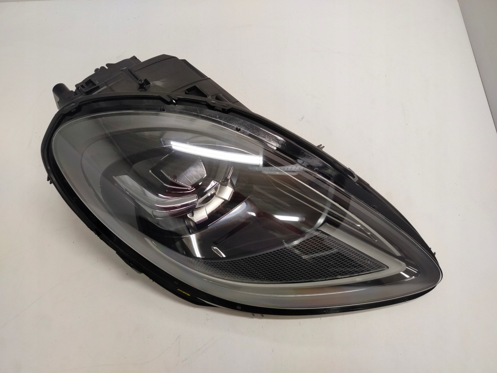 Porsche macan рестайлінг  full led excl ece rv фара правий ліва Ціна