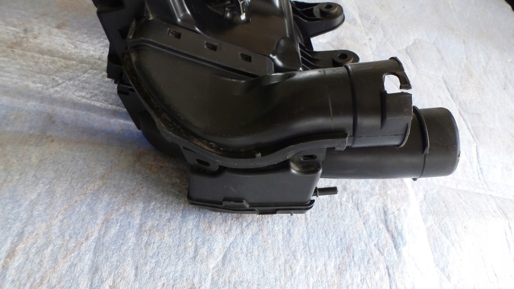 фото №5, Peugeot 5008 ii корпус фильтра 9828002080