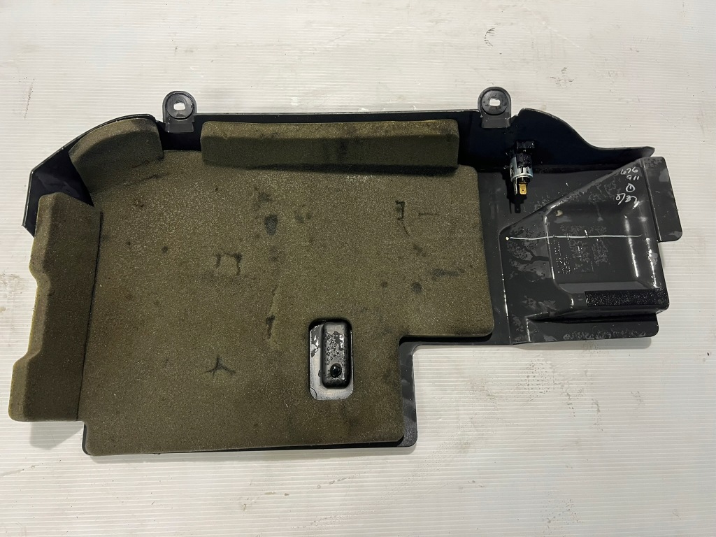 Mercedes w163 ml крышка защита приборная панель a163680128 в Украине