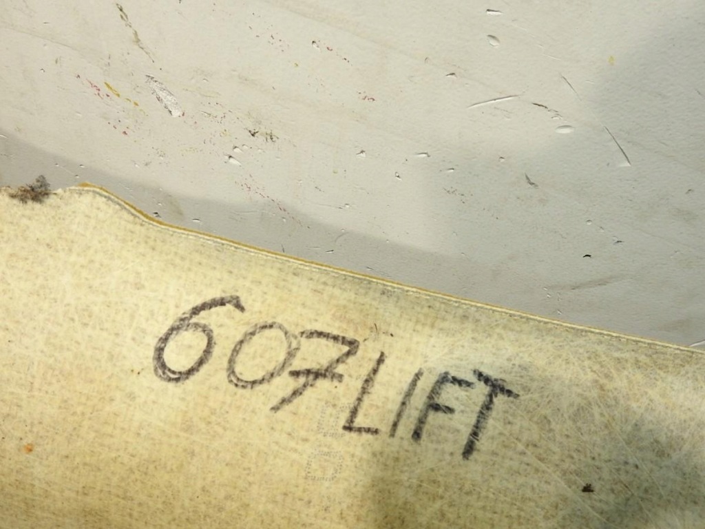 Потолок peugeot 607 Цена