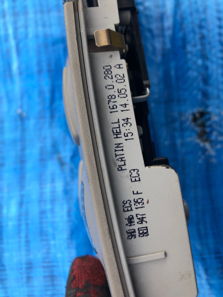 фото №4, Лампа освещение кабины a6 c5 8e0947111a