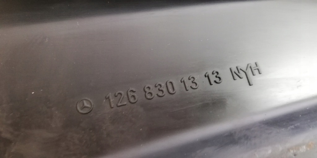Жабо mercedes w126 c126 sec комплект 1268300513 1268301313 в Україні