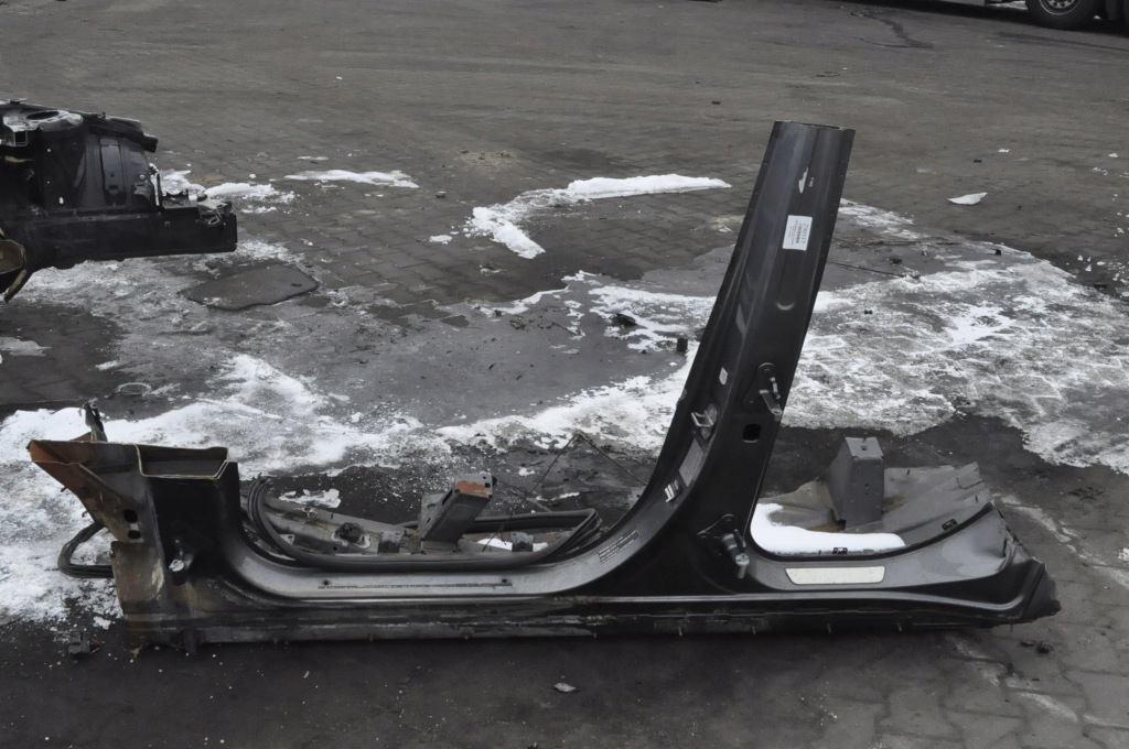 фото №1, Mercedes gle coupe w292 блок двигуна середній поріг лівий