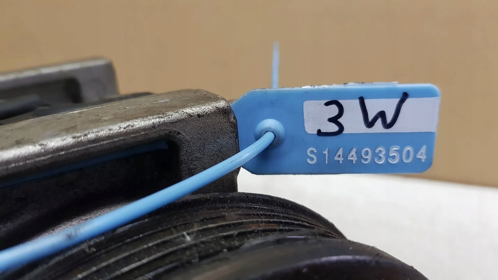 фото №6, Компрессор компрессор кондиционера 36050586 volvo s40 ii c30 c70 ii