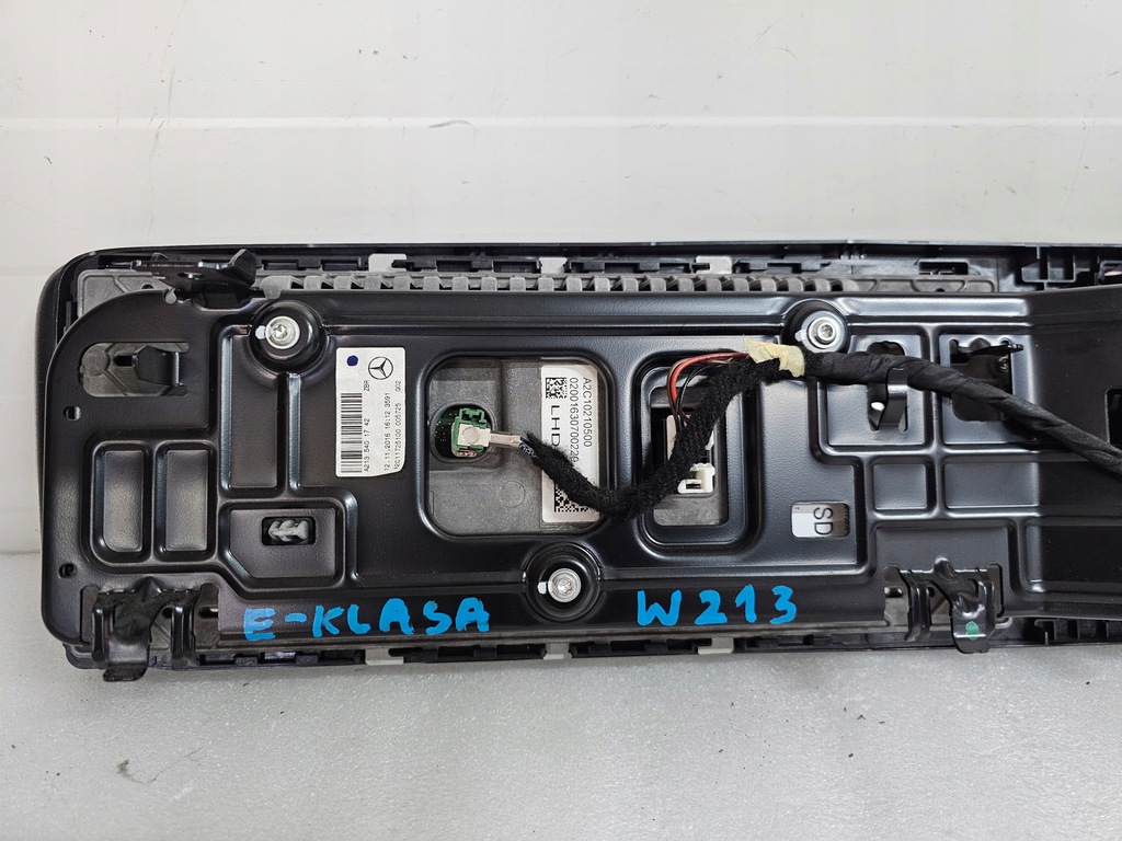 фото №6, Экран дисплей монитор счетчик mercedes e-klasa w213