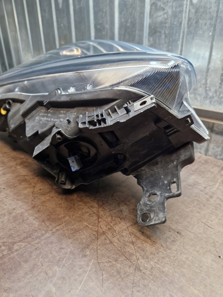 Фара перед ліва ксенон led skr. ford kuga mk2 рестайлінг Київ