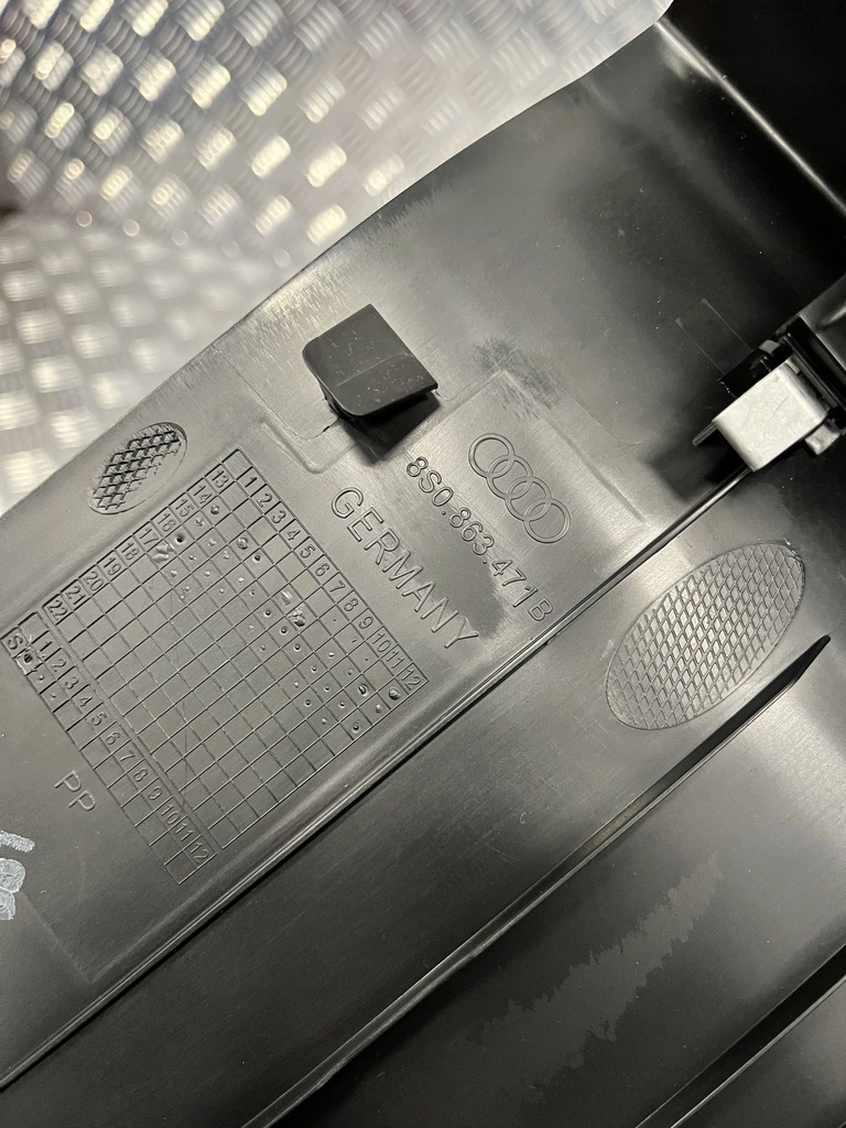 фото №1, Защита накладка поперечина задняя audi tt 8s 14- 8s0863471b