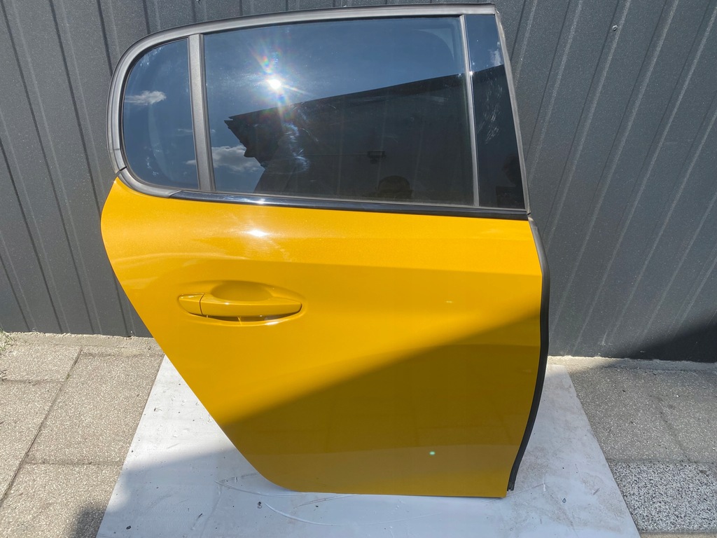фото №1, Дверь правый задняя peugeot 208 ii gt-line kltb bez покраска