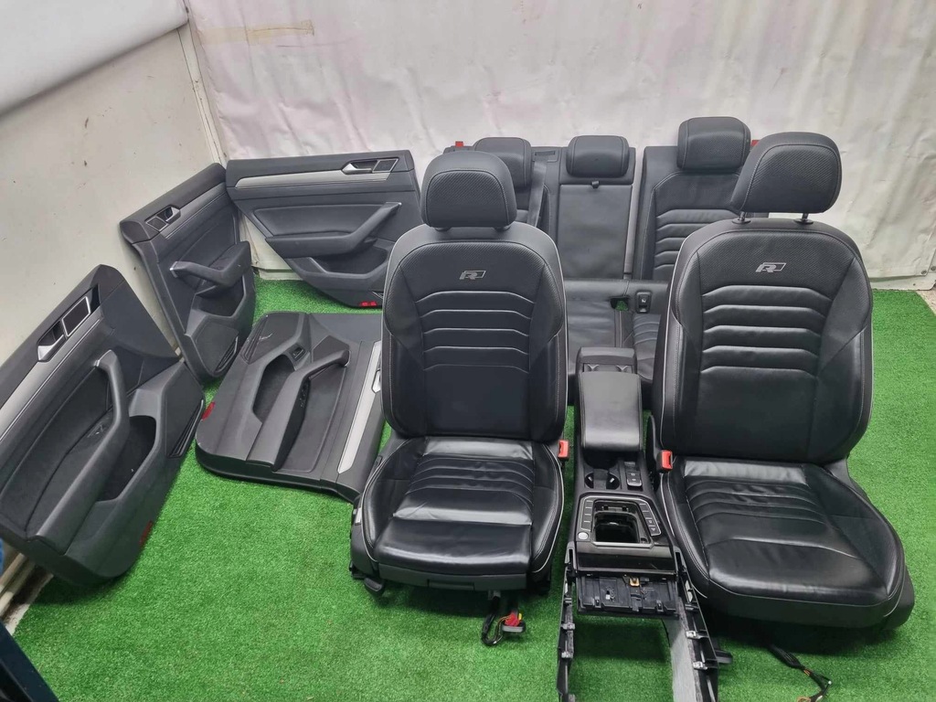 фото №15, Vw arteon середина r-line сиденье заднее сиденье обшивки niebieski led