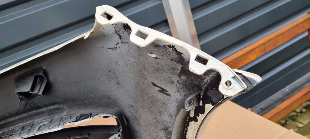 фото №11, Audi q7 s-line 2005- бампер перед оригинал b010