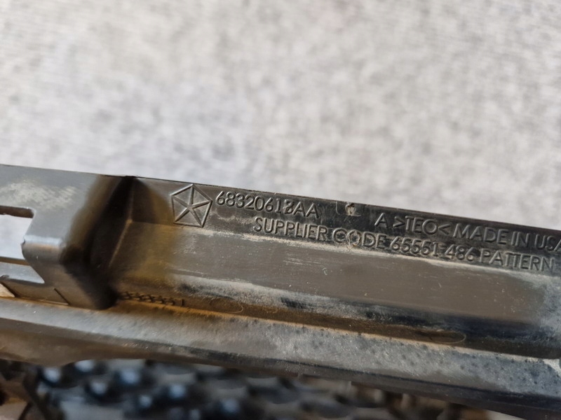 фото №9, Dodge durango решётка радиатора решётка бампера решётка радиатора оригинальный номер