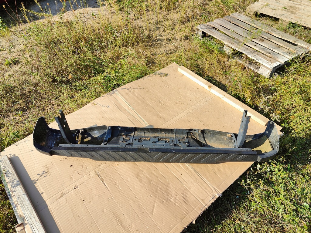 фото №5, Nissan navara np300 d23 iv 2015-бампер задняя задний + балка