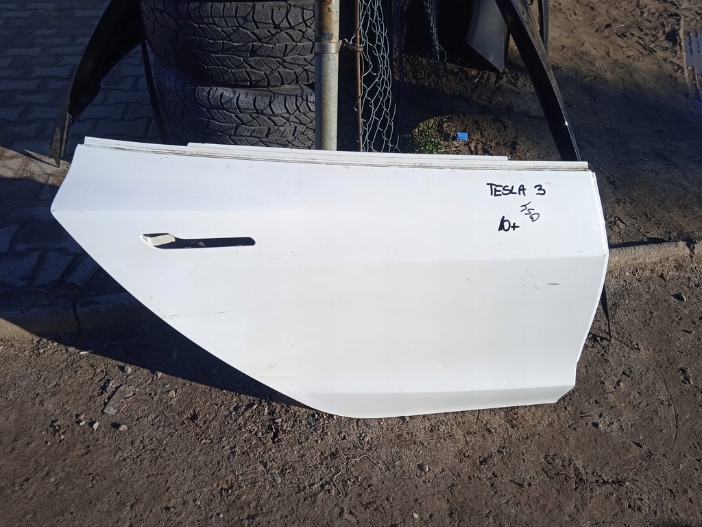 фото №1, Tesla 3 двері задні праве