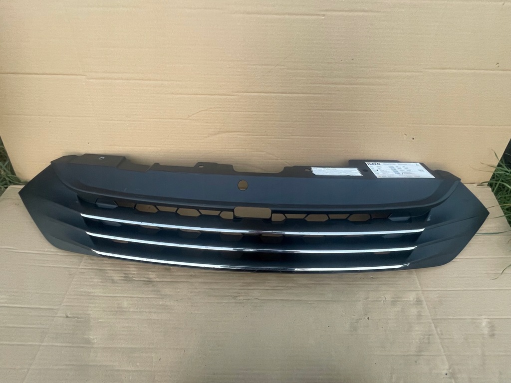 фото №1, Iveco daily iv решётка радиатора решётка радиатора бампера перед передняя