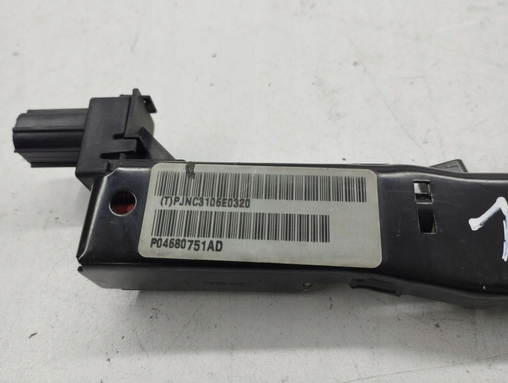 Chrysler voyager датчик 2006 pjnc3106e0320 с Разборки