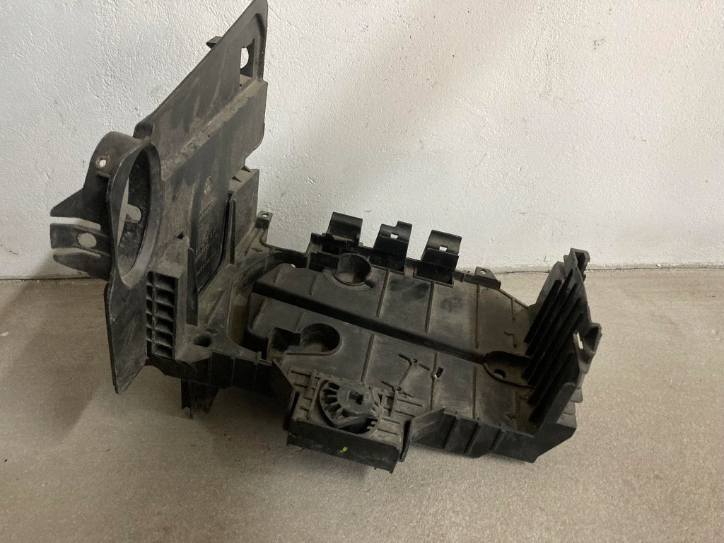 фото №1, Основание аккумулятор peugeot citroen 9651504180