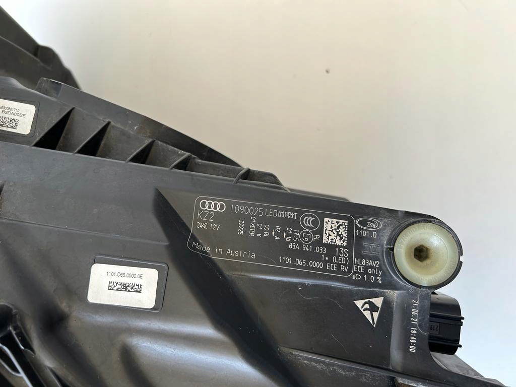 фото №6, Audi q3 83a лампа левая full led 83a941033 оригинал