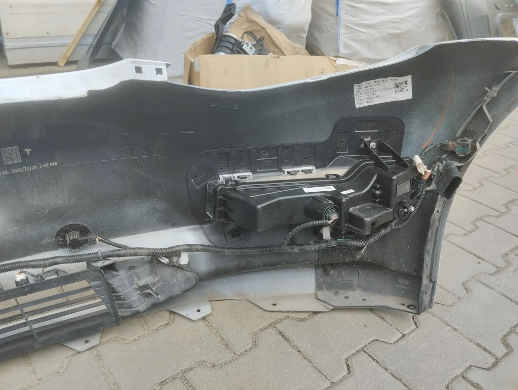 фото №7, Tesla model 3 бампер перед kompletny