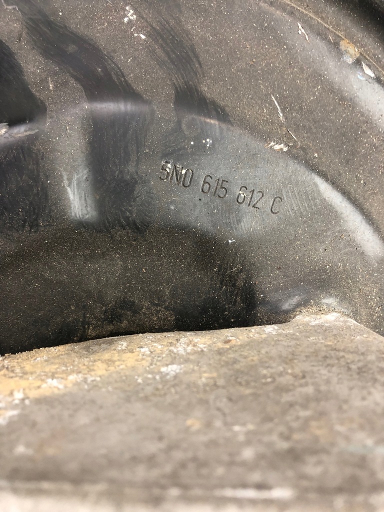 фото №12, Lexus nx поворотный кулак ступица правый задняя