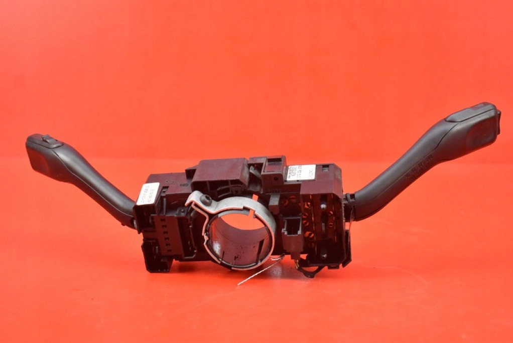 фото №5, Переключатель комбинированный подрулевой переключатель 8l0953513j vw new beetle 2 ii 2.0 8v 115 km