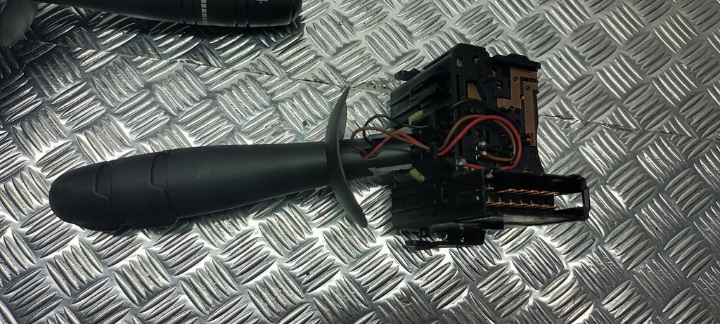 фото №4, Рычаг переключатель pod руль megane scenic 2 lift eu.