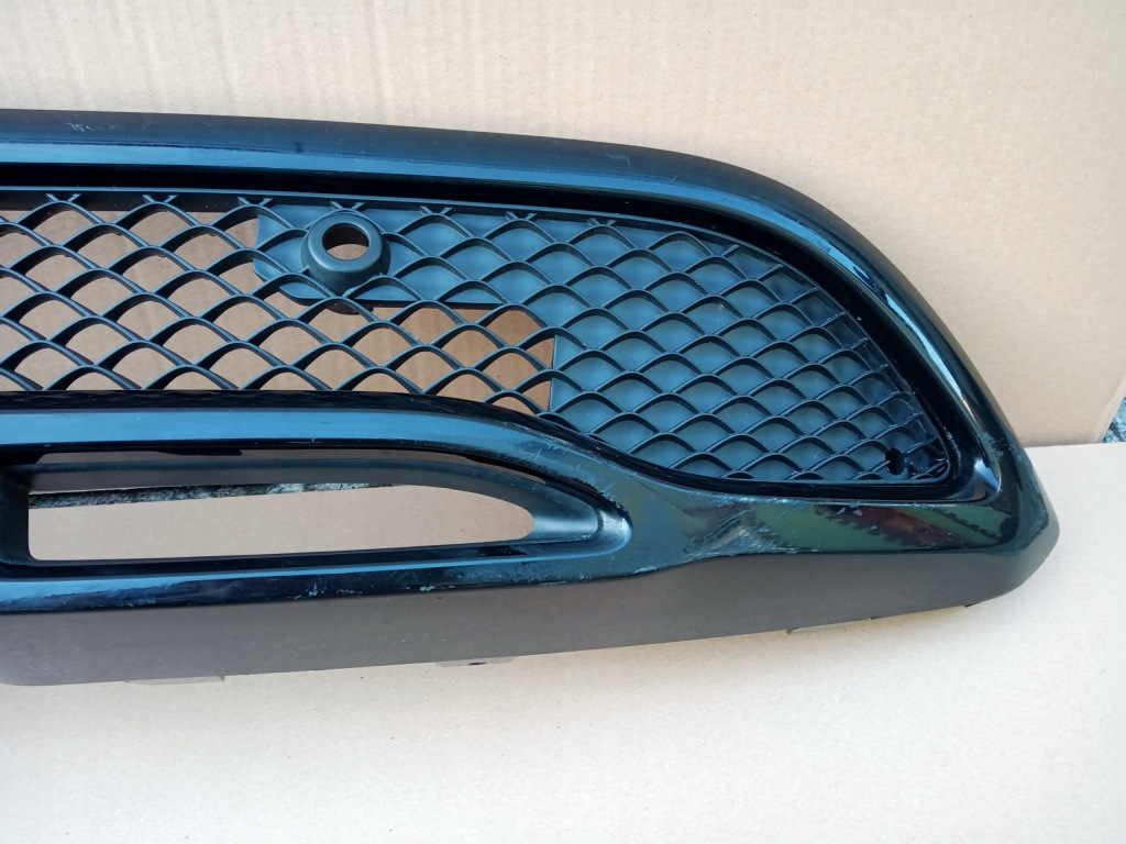 Mercedes gla w156 спойлер накладка бампера перед 2017r- Недорого