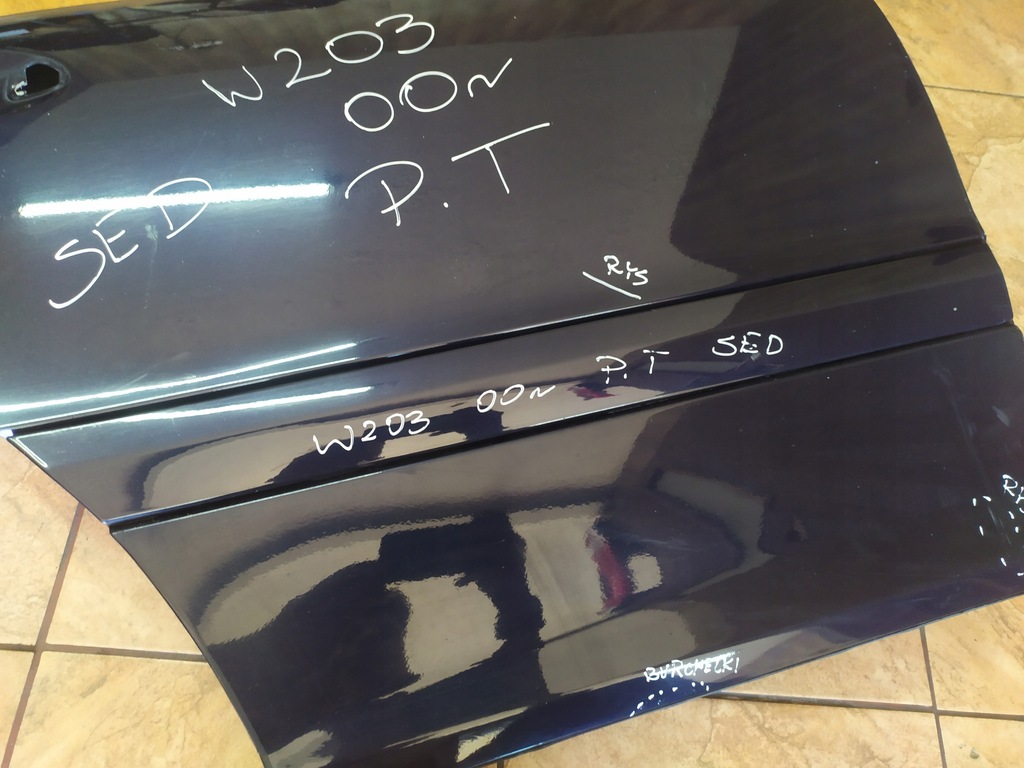 фото №6, Дверь правый задняя mercedes 2.2cdi w203 00