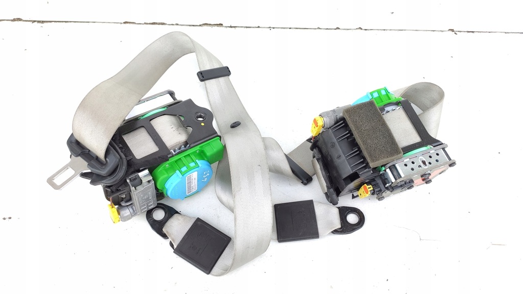 фото №1, Audi a5 8t pas безопасности левый / правый перед