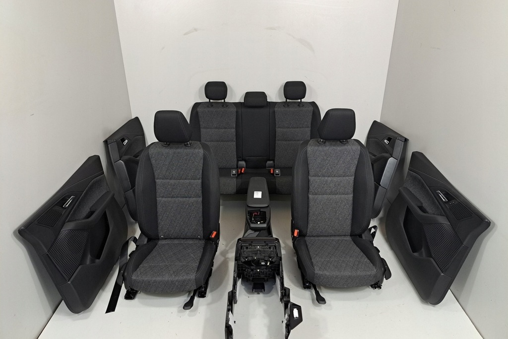 фото №12, Комплект сидений bmw 4 convertible g23, g83 5a1ca98 1.5l hybrid 2022