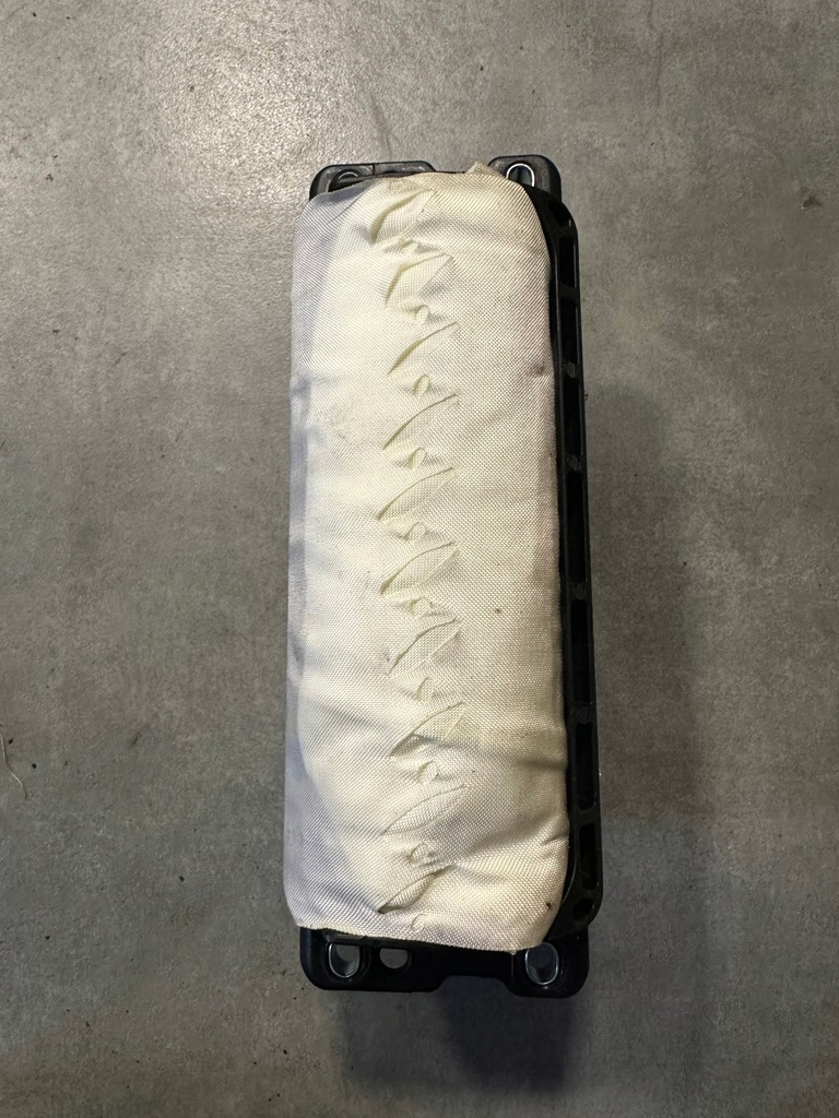 фото №1, Подушка пассажира passat b7 5k0953569