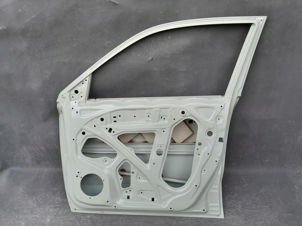 фото №8, Suzuki vitara iii 15- дверь перед передние правое oryg