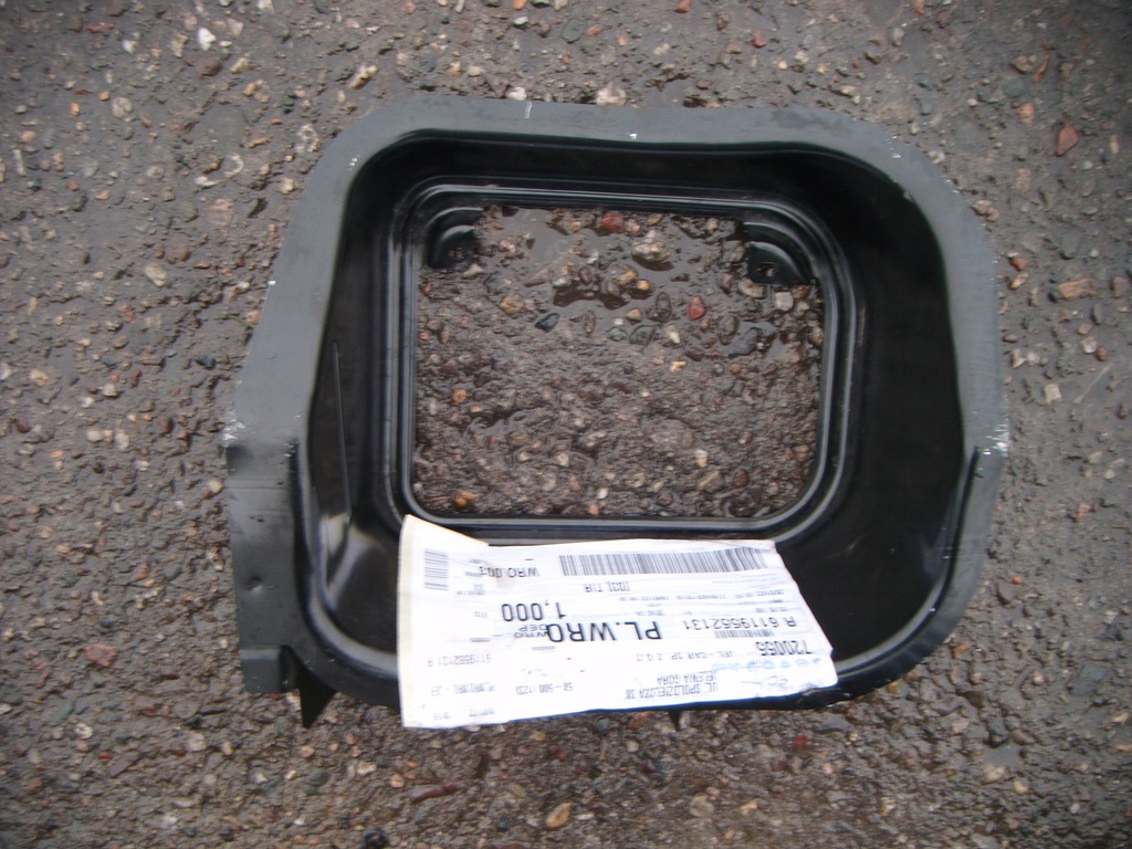 фото №8, Jeep renegade 16- кронштейн заливної пального