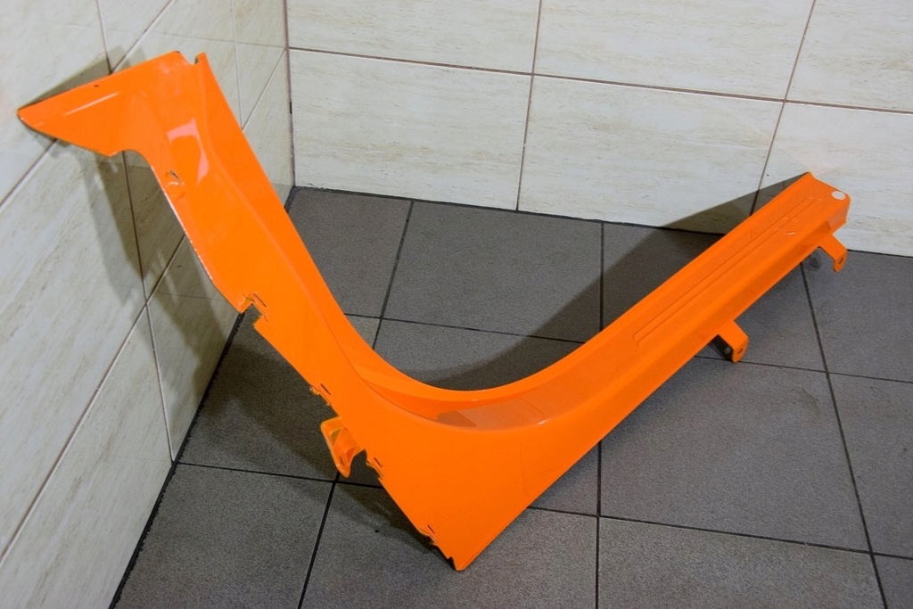 фото №2, Audi r8 порог 4s0 молдинг порог обшивка боковой