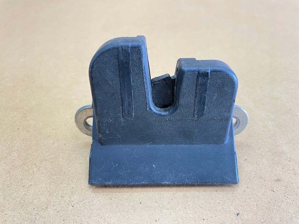 фото №1, Замок крышки задняя seat ibiza iv 4 08-