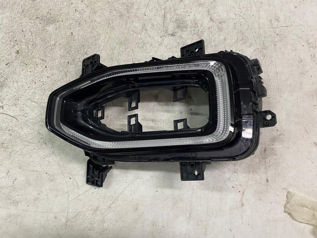 фото №1, Vw t-roc противотуманная фара передний левый led drl 89250931