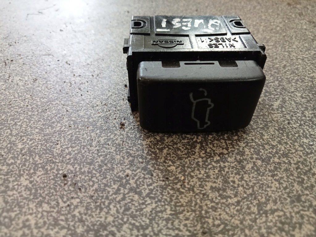 фото №1, Кнопка открывания крышки quest