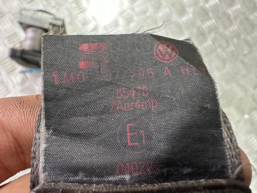 фото №5, Seat toledo ii pas правый 1m0857706a