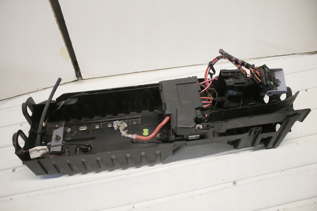 фото №1, Корпус аккумулятор opel astra k