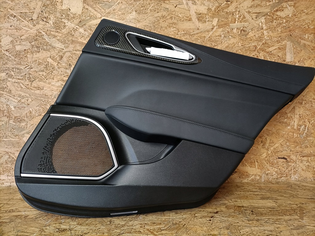 фото №1, Alfa romeo giulia 952 обивка панель дверь правый задняя