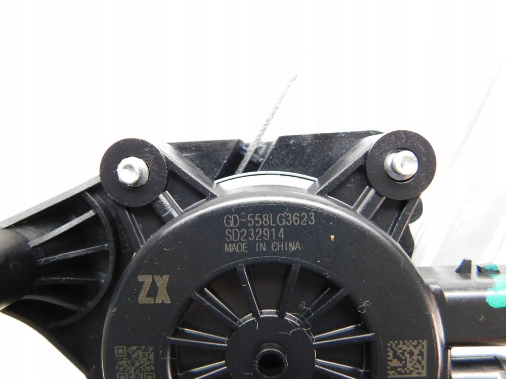 фото №11, Подъемник стекло левый задняя 10233937 - mg zs suv 2022r 17-24 eu