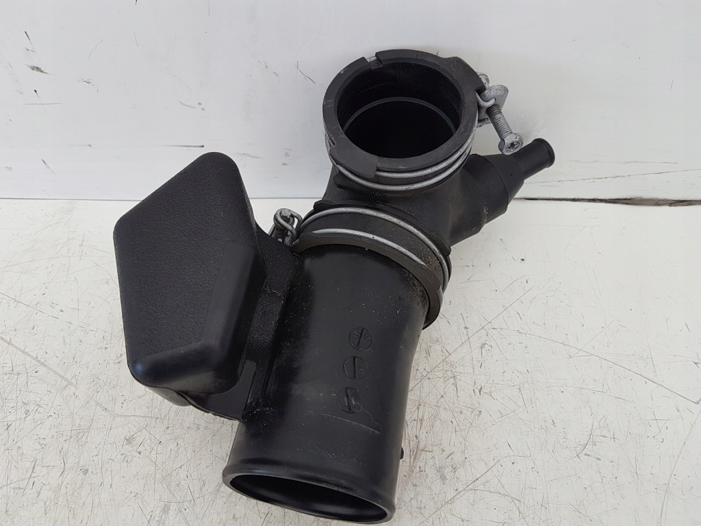 фото №4, Повітрозабірник труба wąż повітря toyota prius iii lift